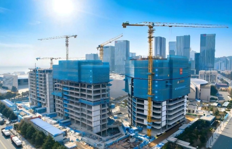 Raikan Menyambut Kejayaan Struktur Teras yang Berjaya di Pusat Inovasi Kewangan Fortune Qingdao