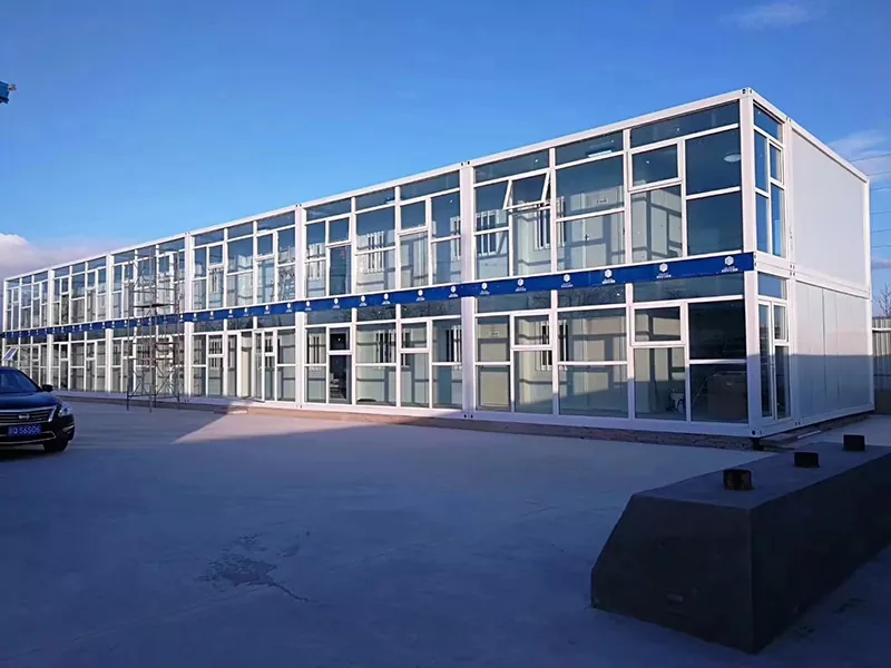 Rumah bekas perkapalan modular