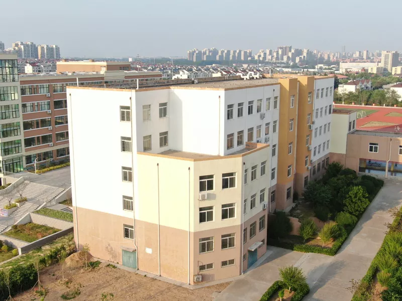 Bangunan sekolah prefab keluli