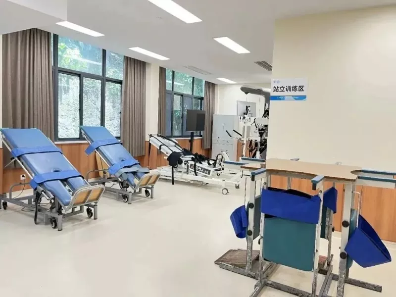Bangunan Latihan Peralatan Pemulihan Keluli