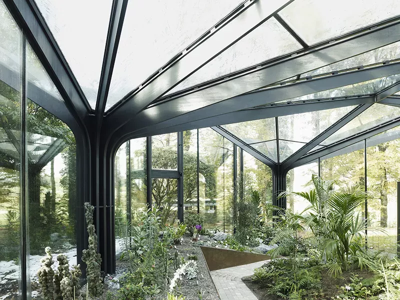 Dewan Botani Struktur Keluli