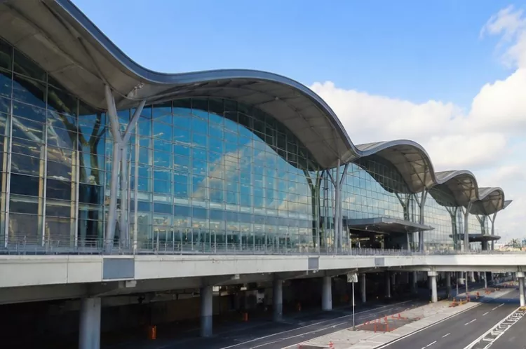 Pembinaan Terminal Pelayaran Struktur Keluli